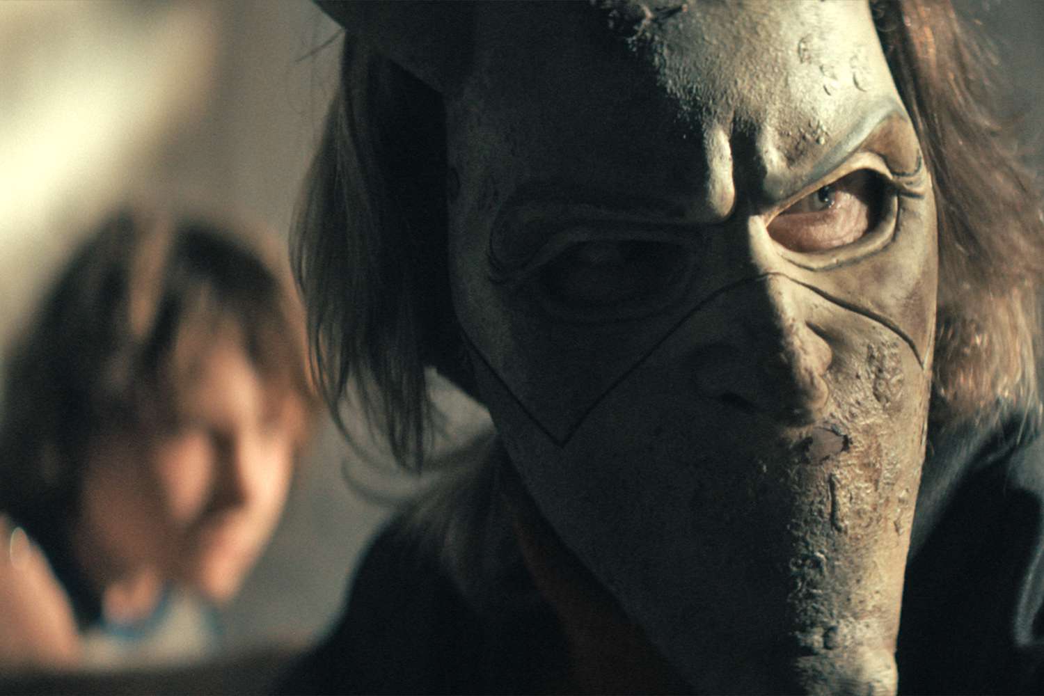 Stream it or skip it: ‘v/h/s/85’ on shudder, in which director scott derrickson headlines the latest entry in the horror anthology