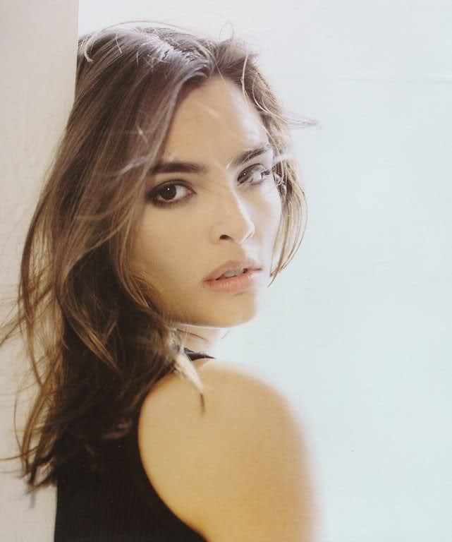 Adeline rudolph joins cast of 'mortal kombat 2' as kitana