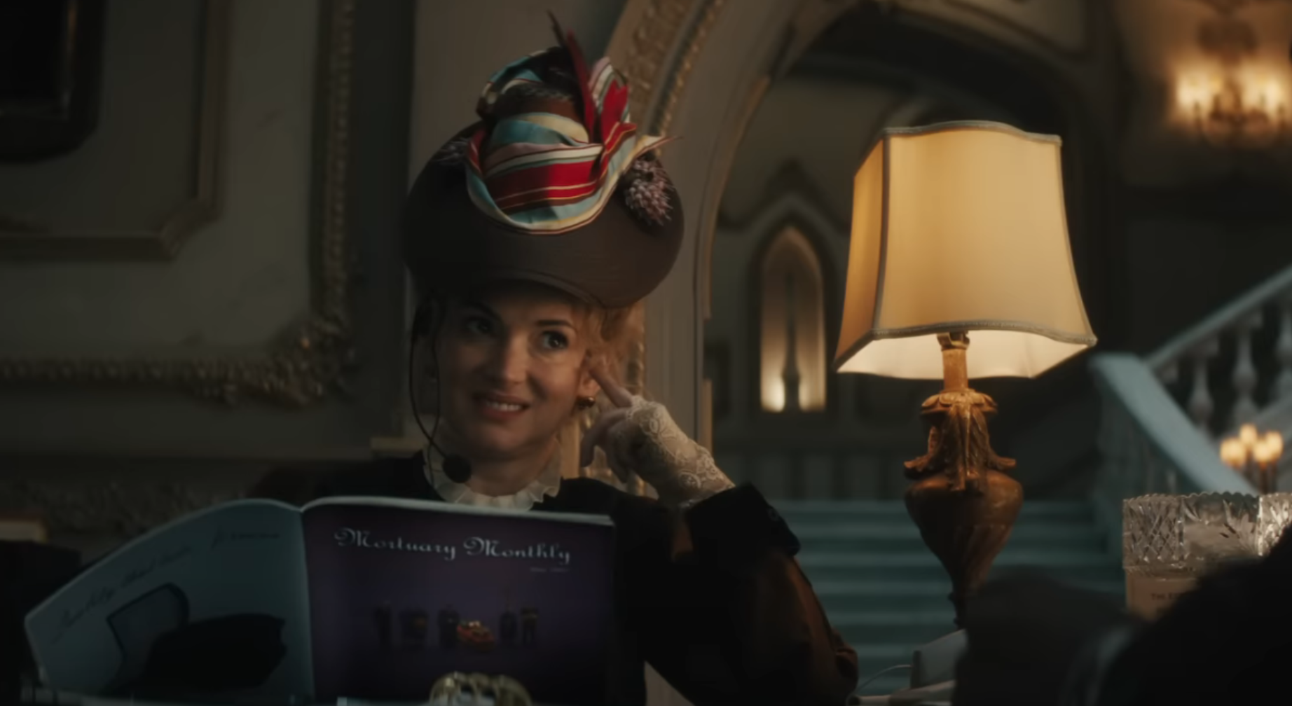 Где я могу посмотреть «особняк с привидениями» — на netflix или disney+?